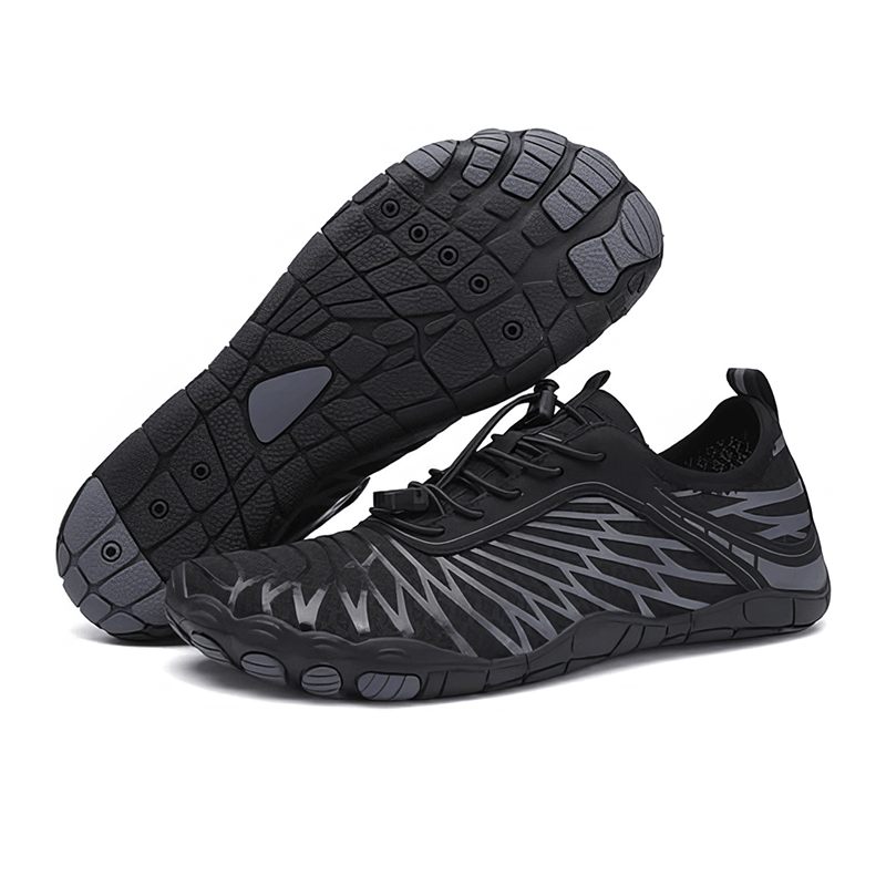 Ströva shoes in black